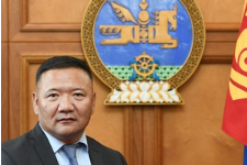 Улсын Их Хурлын гишүүн О.Амгаланбаатараас "Төрийн байгууллагын удирдах албан тушаалтнуудын талаар" Монгол Улсын Ерөнхий сайдад хандаж тавьсан асуулга